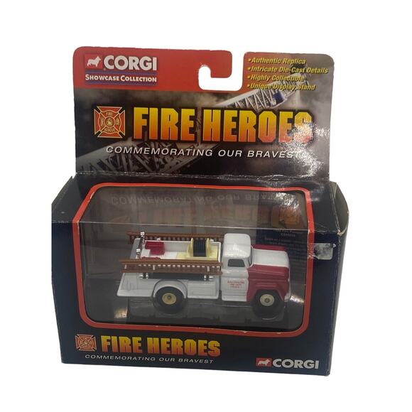Corgi Showcase Collection Fire Heroes Baltimore Fire Dept. 1966 Fire Pumper New - Picture 10 of 11